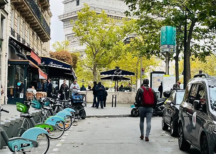 Charming Place 2 Min From L'arc De Triomphe شقة *